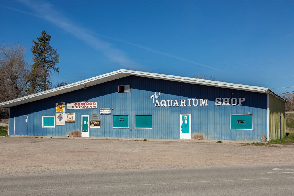 Photo of 1001 Us Hwy 2 E, Kalispell, MT 59901 (MLS # 30068718)
