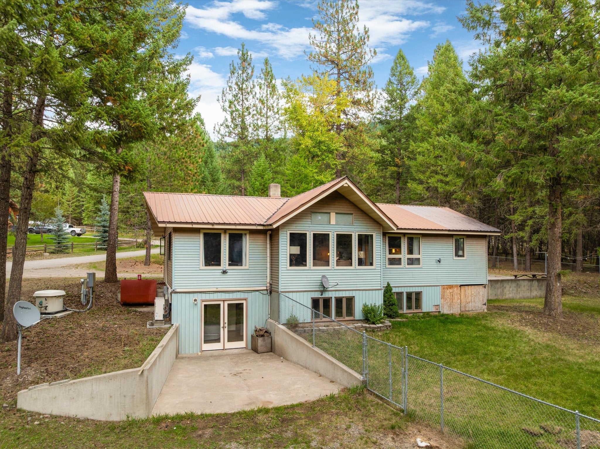 250 Sunny Side Drive