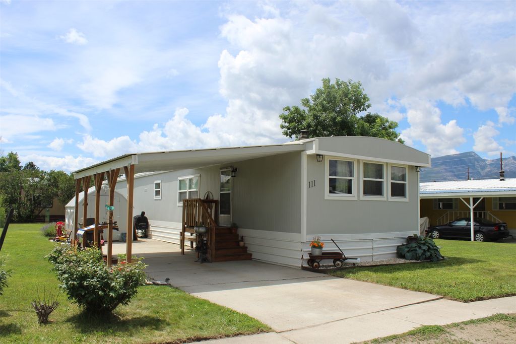 Photo of 111 Blue Bird Drive Dr, Hamilton, MT 59840 (MLS # 30060742)