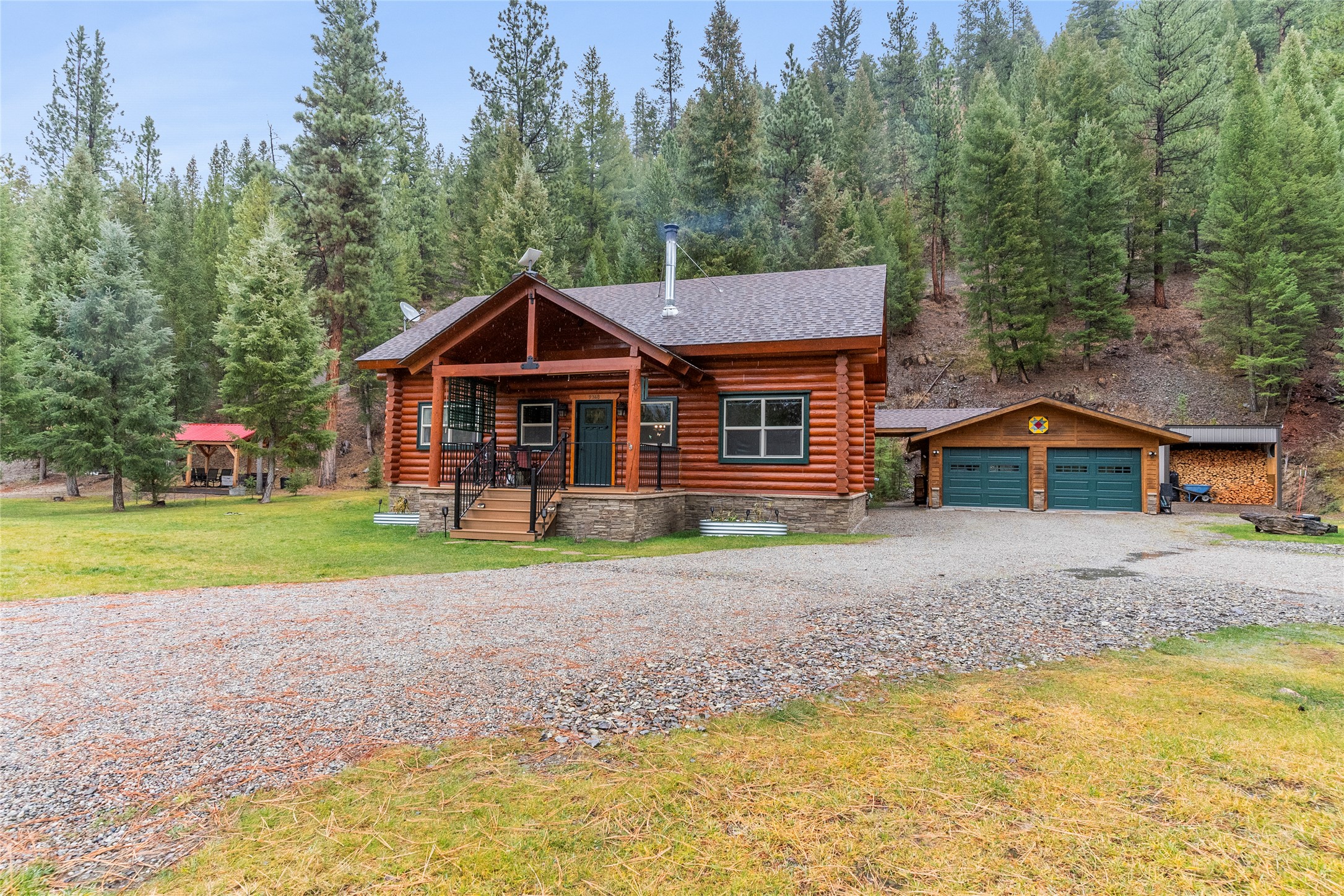 Darby, Montana 59829, United States, 3 Bedrooms Bedrooms, ,2 BathroomsBathrooms,Residential,Active,240238