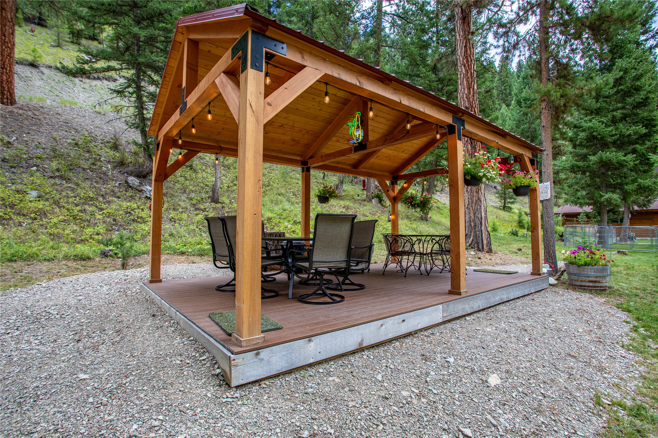 Darby, Montana 59829, United States, 3 Bedrooms Bedrooms, ,2 BathroomsBathrooms,Residential,Active,240238