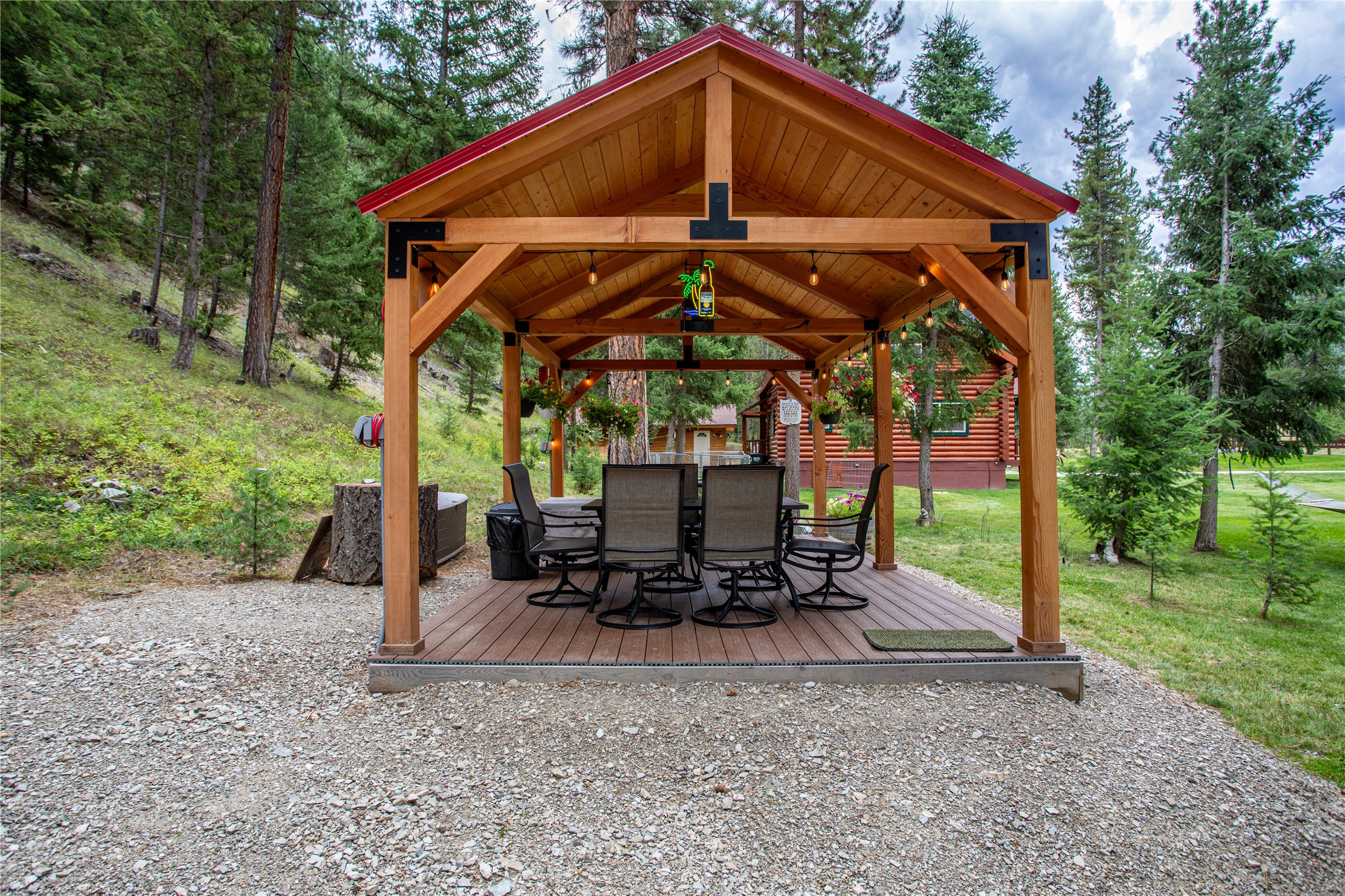 Darby, Montana 59829, United States, 3 Bedrooms Bedrooms, ,2 BathroomsBathrooms,Residential,Active,240238