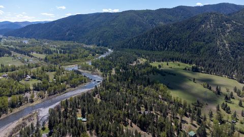 6400 Boondock Lane Clinton MT 59825