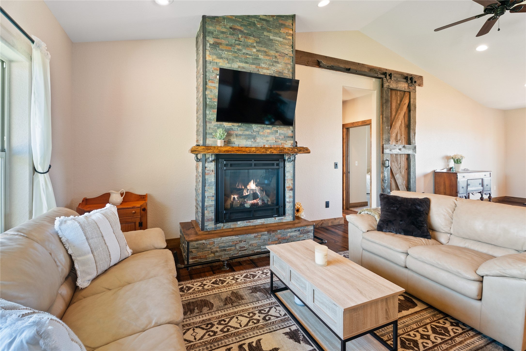2996 Canyon Ridge Drive