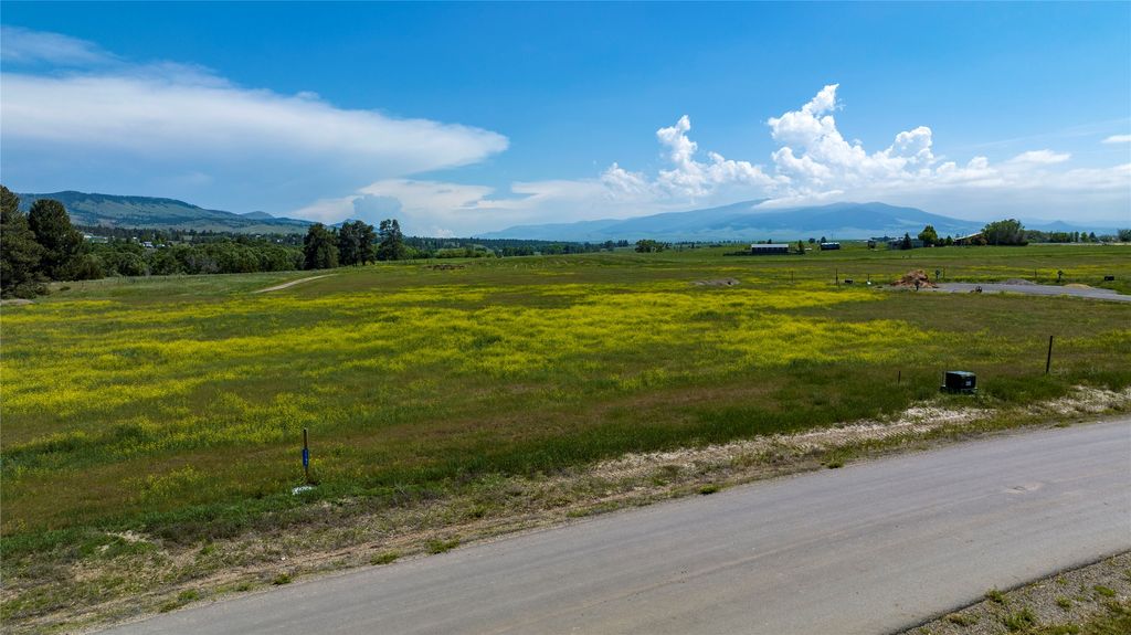 Photo of 5508 Fireweed Loop, Helena, MT 59602 (MLS # 22301163)
