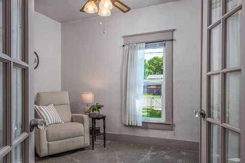 Tiny photo for 135 W California Street, Kalispell, MT 59901 (MLS # 30071213)