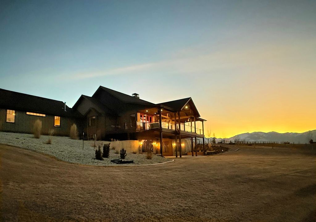 Photo of 729 Stone Creek Loop, Corvallis, MT 59828 (MLS # 30065207)