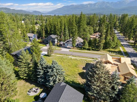 Photo of 305 Sawtooth Drive, Whitefish, MT 59937 (MLS # 30064677)
