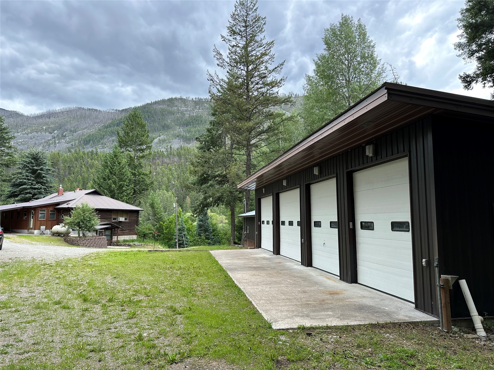 8 Cedar Gulch Lane