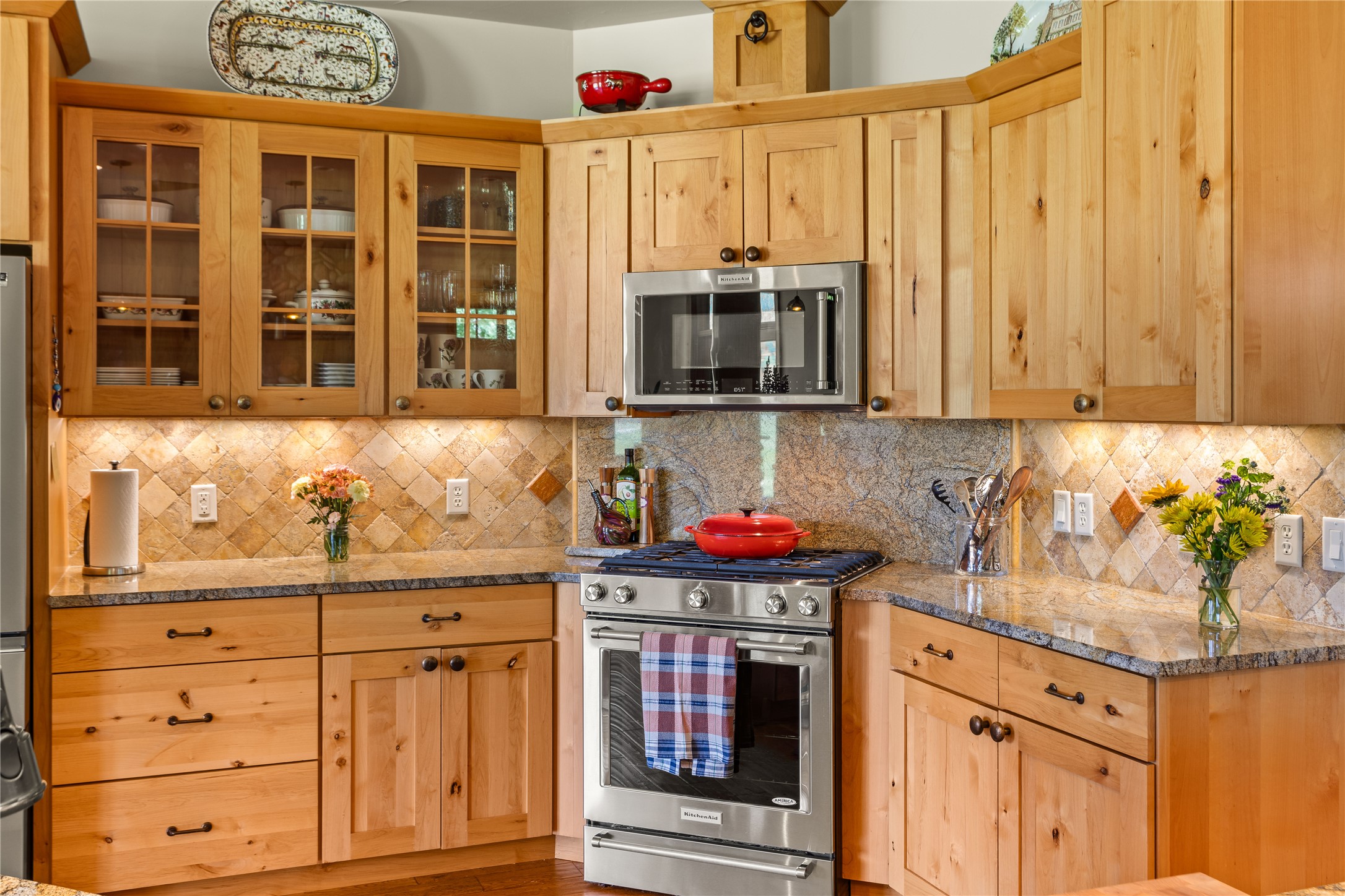 Missoula, Montana 59802, United States, 3 Bedrooms Bedrooms, ,2 BathroomsBathrooms,Residential,Pending,142599