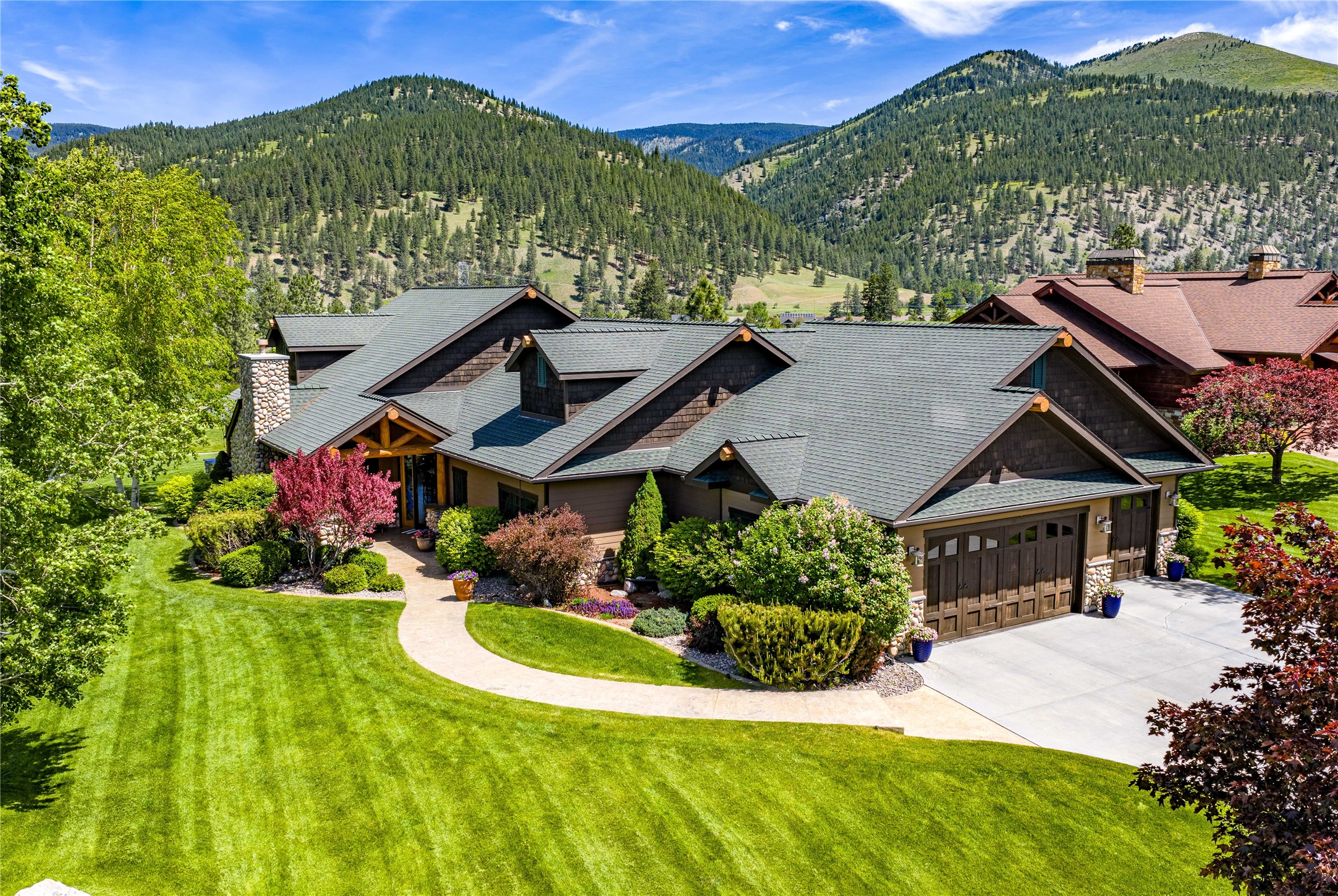 Missoula, Montana 59802, United States, 3 Bedrooms Bedrooms, ,2 BathroomsBathrooms,Residential,Pending,142599