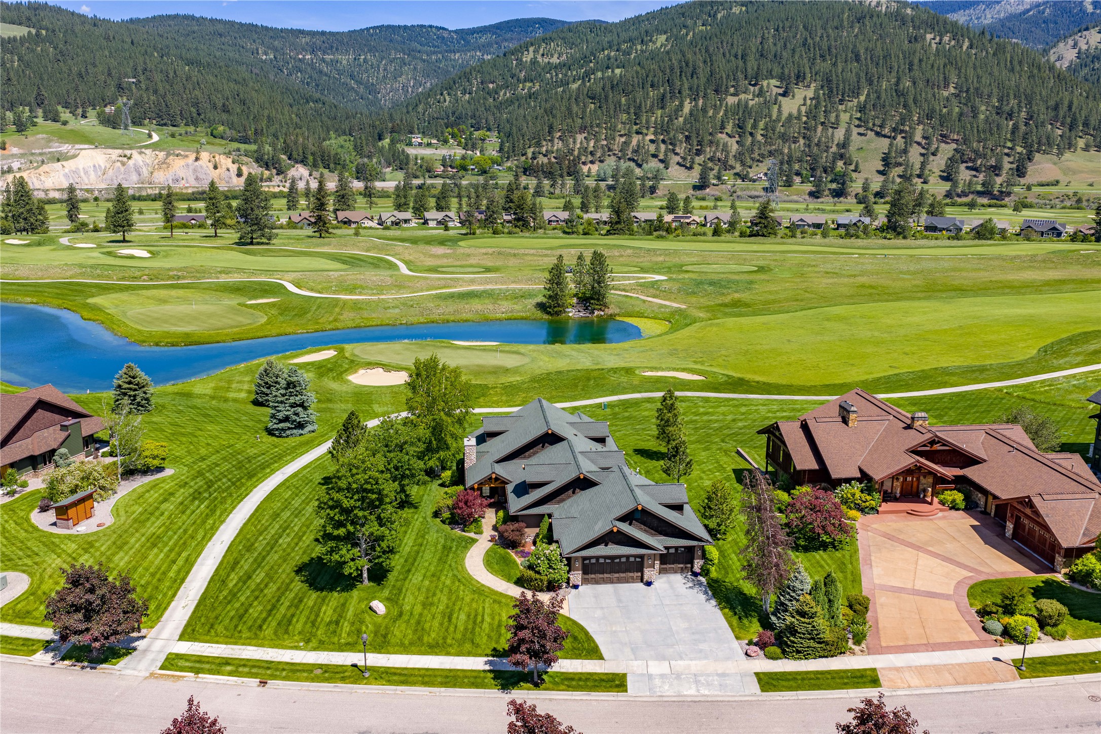 Missoula, Montana 59802, United States, 3 Bedrooms Bedrooms, ,2 BathroomsBathrooms,Residential,Pending,142599