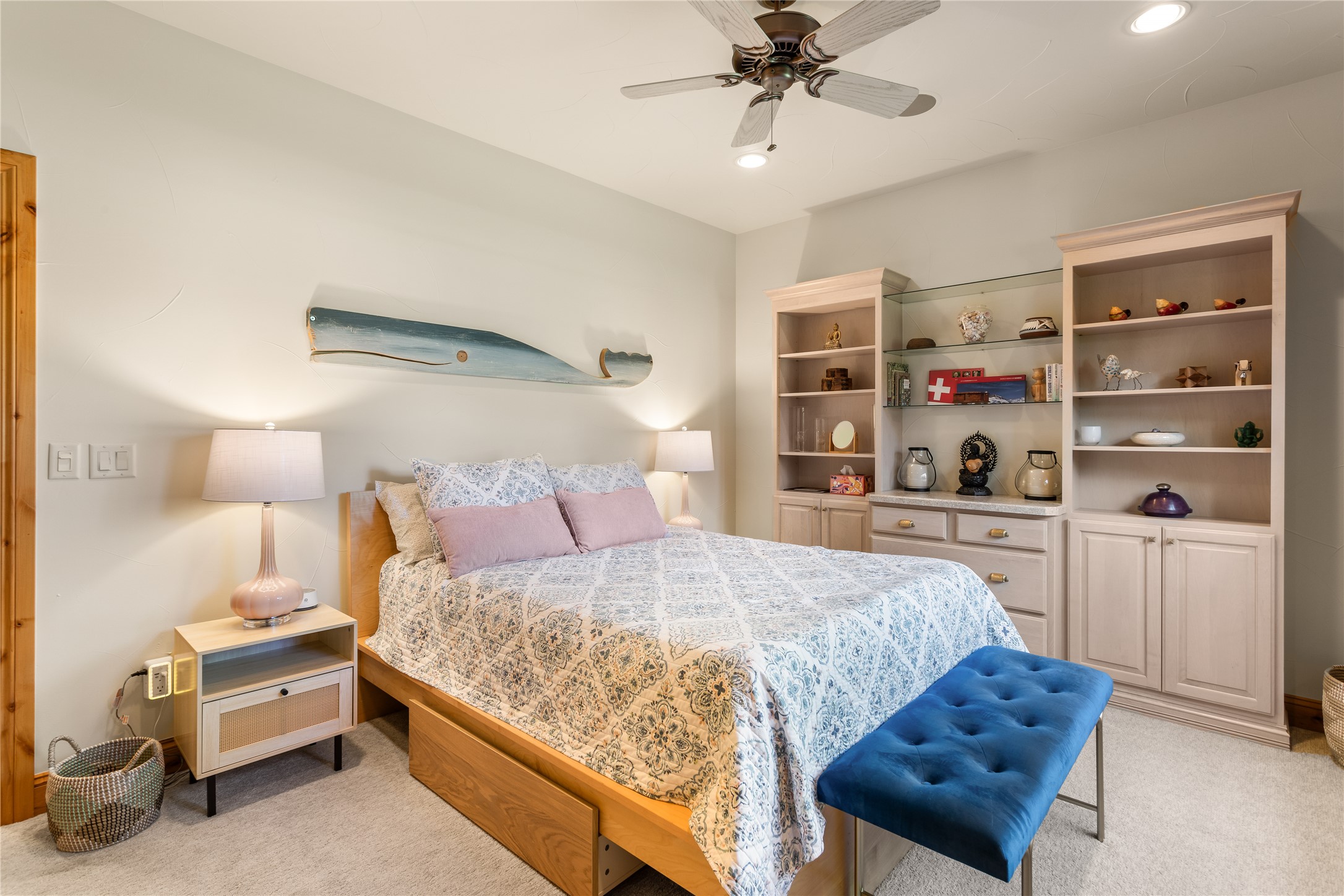 Missoula, Montana 59802, United States, 3 Bedrooms Bedrooms, ,2 BathroomsBathrooms,Residential,Pending,142599