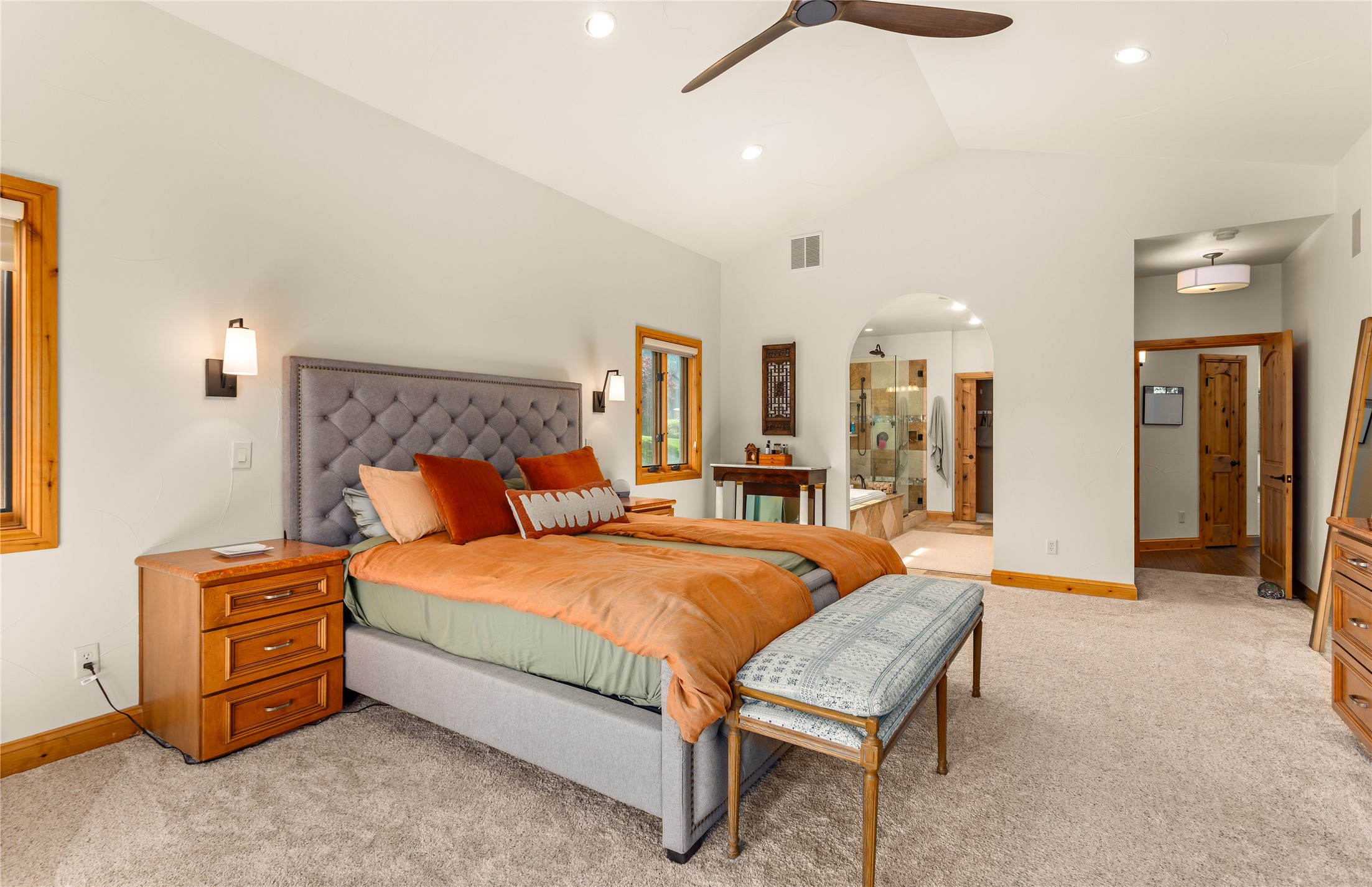 Missoula, Montana 59802, United States, 3 Bedrooms Bedrooms, ,2 BathroomsBathrooms,Residential,Pending,142599