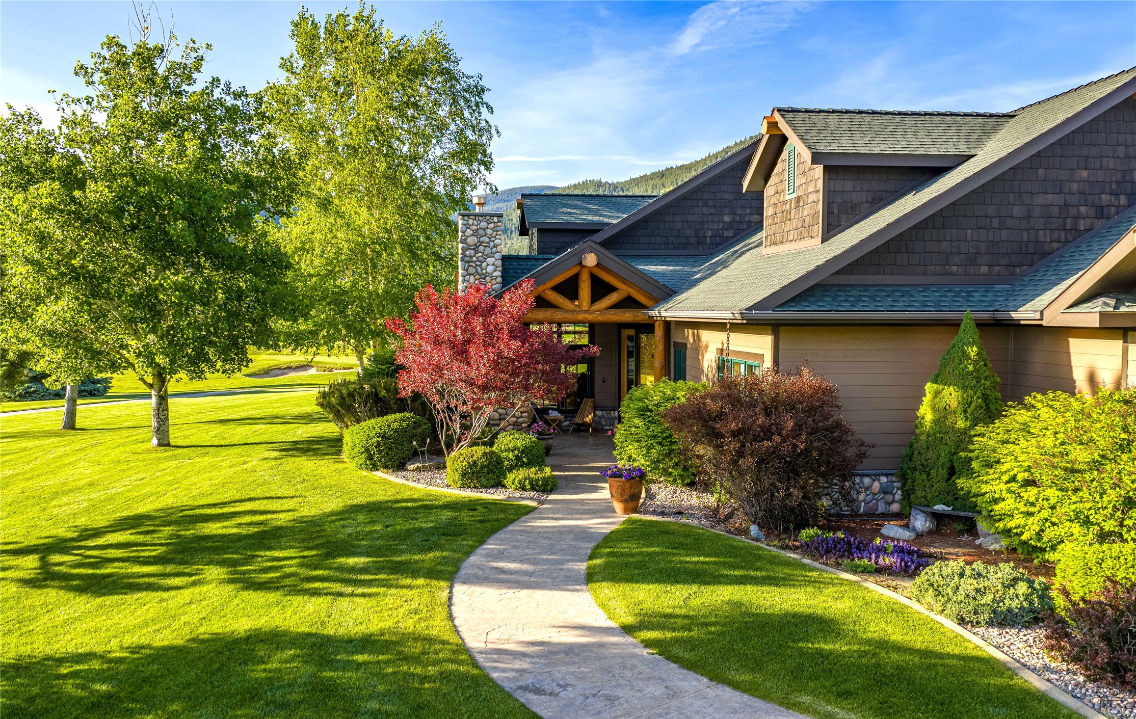 Missoula, Montana 59802, United States, 3 Bedrooms Bedrooms, ,2 BathroomsBathrooms,Residential,Pending,142599