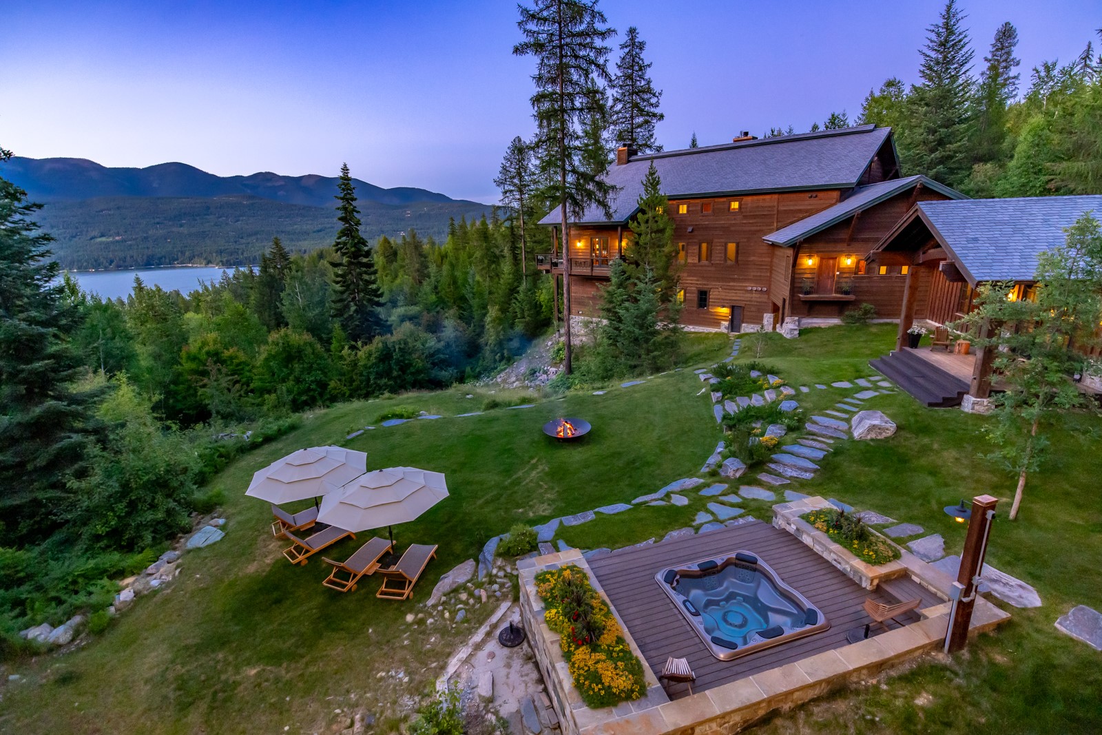1725 Lion Mountain Drive
