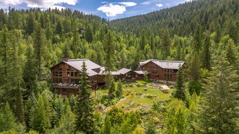 Photo of 1725 Lion Mountain Drive, Whitefish, MT 59937 (MLS # 30052698)