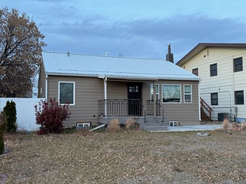 Photo of 1623 13th Avenue S, Great Falls, MT 59405 (MLS # 30060906)