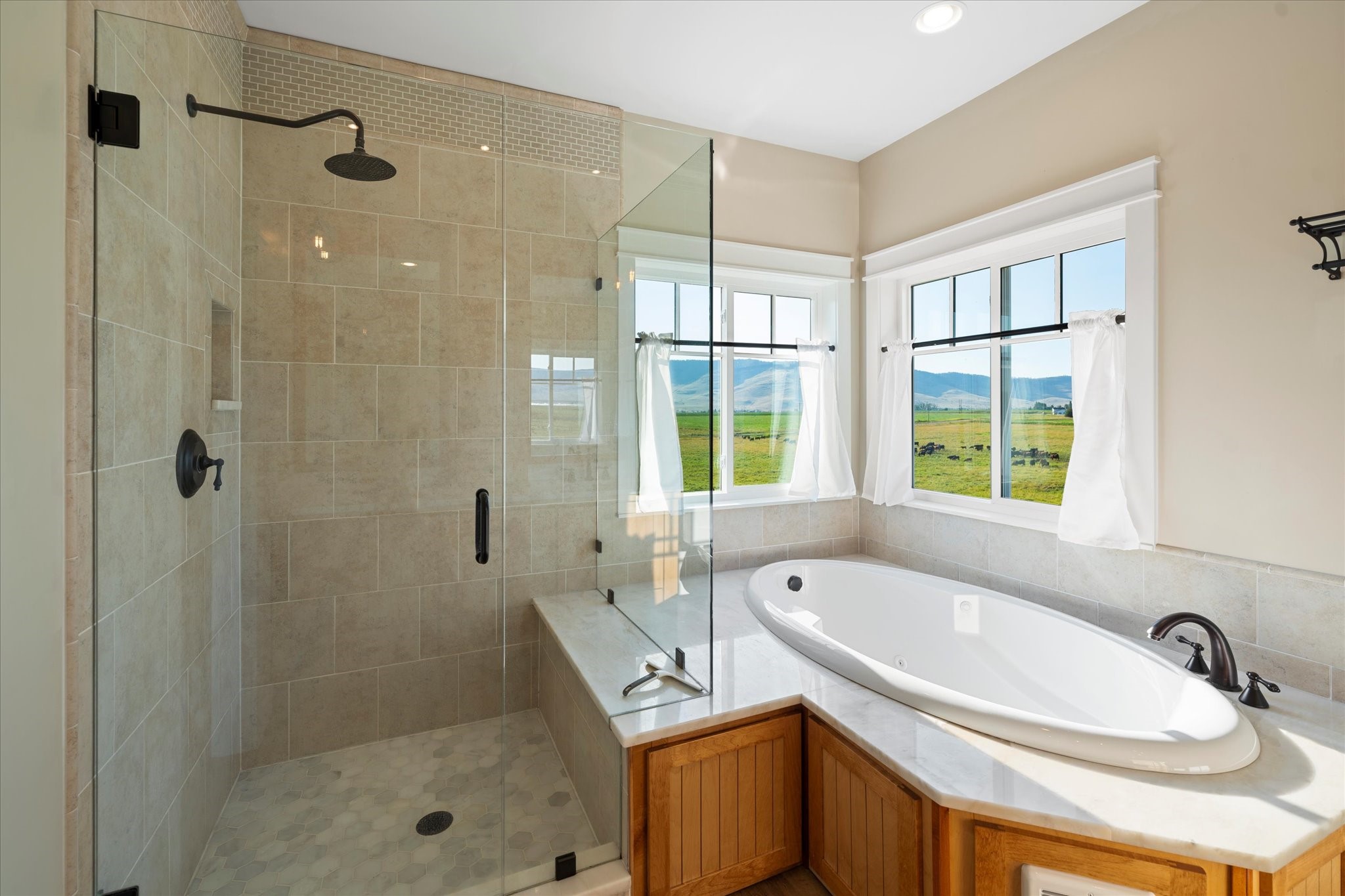 Charlo, Montana 59824, United States, 6 Bedrooms Bedrooms, ,6 BathroomsBathrooms,Residential,Pending,52320