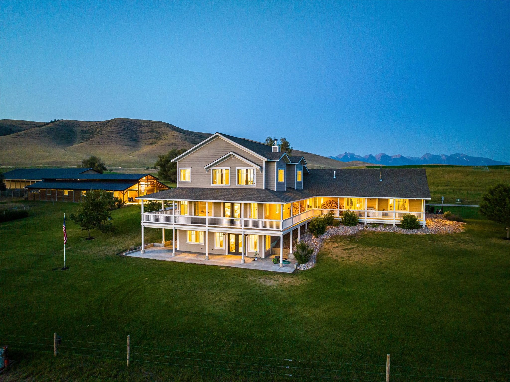 Charlo, Montana 59824, United States, 6 Bedrooms Bedrooms, ,6 BathroomsBathrooms,Residential,Pending,52320