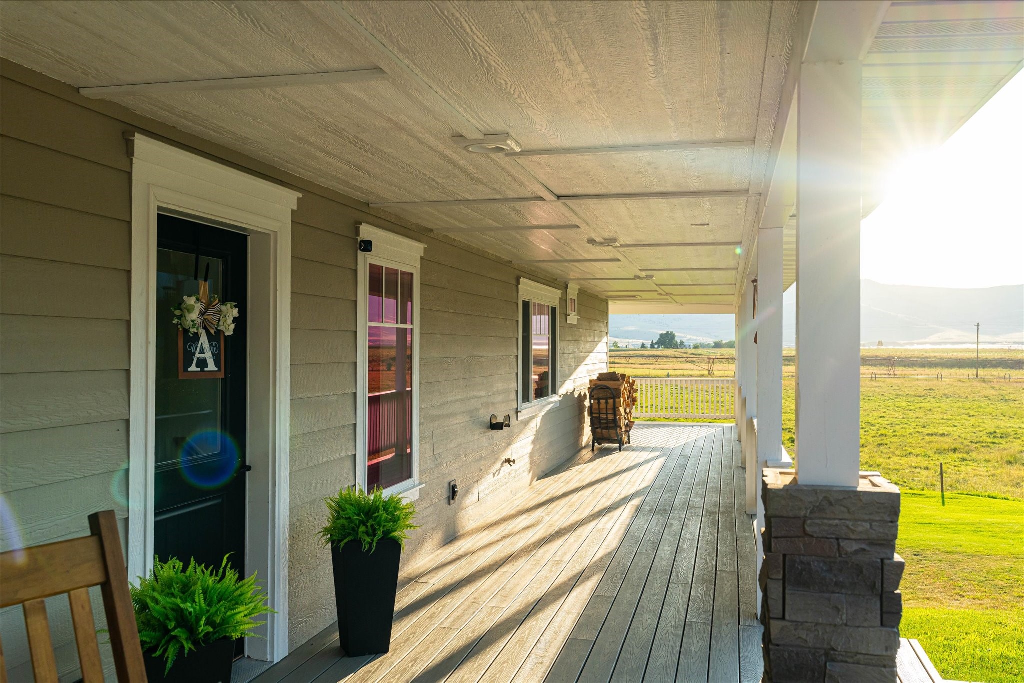 Charlo, Montana 59824, United States, 6 Bedrooms Bedrooms, ,6 BathroomsBathrooms,Residential,Pending,52320