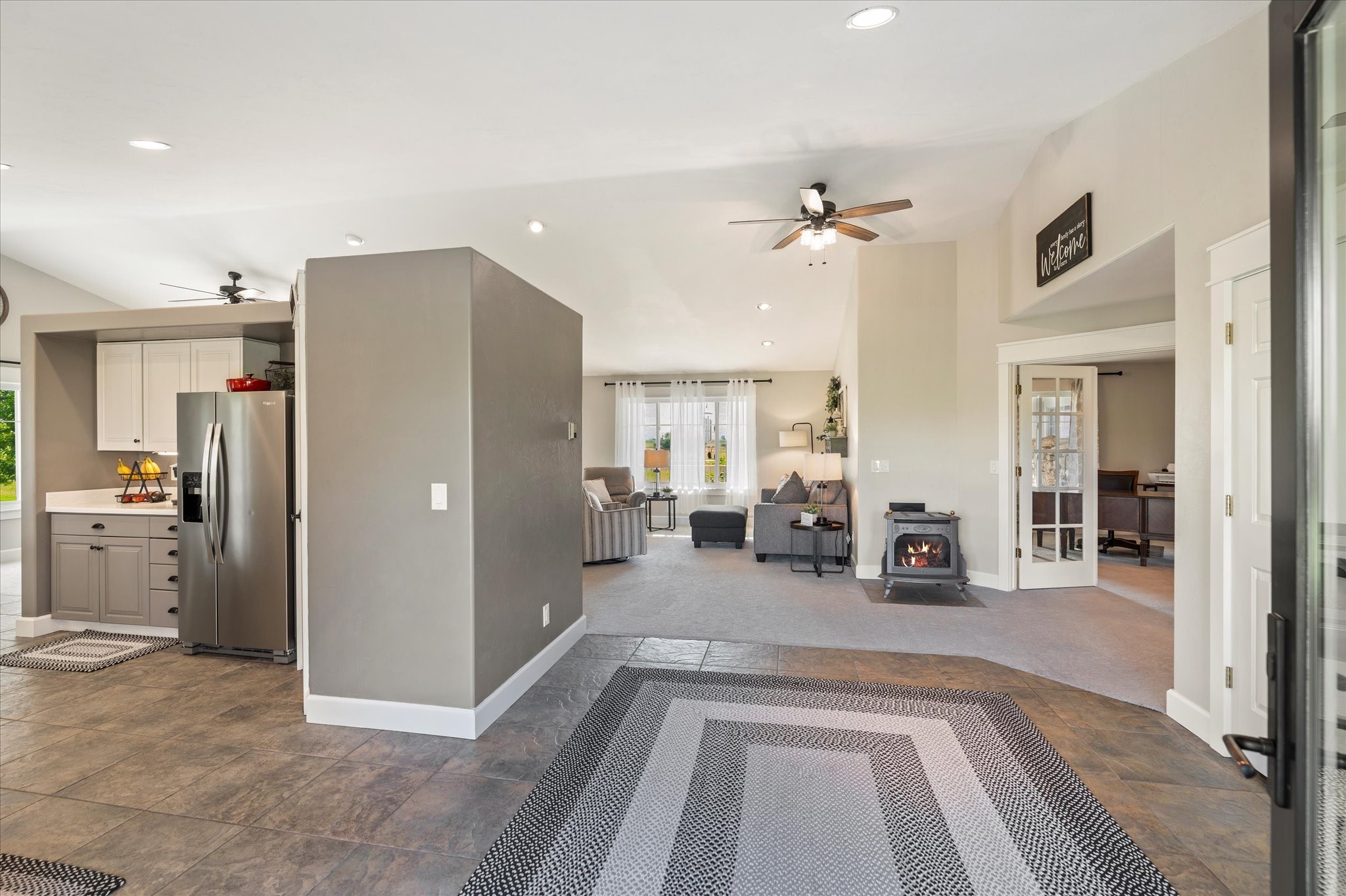 Charlo, Montana 59824, United States, 6 Bedrooms Bedrooms, ,6 BathroomsBathrooms,Residential,Pending,52320