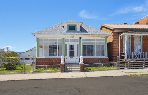 Photo of 737 Maryland Avenue, Butte, MT 59701 (MLS # 30074926)