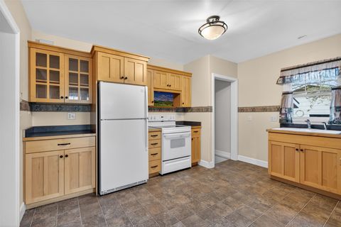 Tiny photo for 761 5th Avenue, Kalispell, MT 59901 (MLS # 30070243)