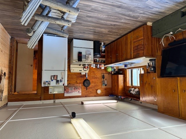 114 Apple Road