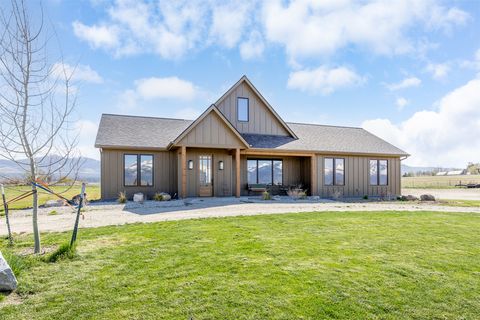 527 Sunseed Court Corvallis MT 59828