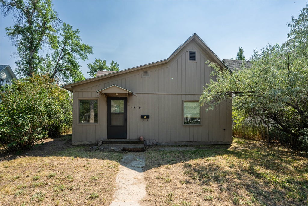 Photo of 1716 6th Avenue N, Great Falls, MT 59401 (MLS # 30075840)
