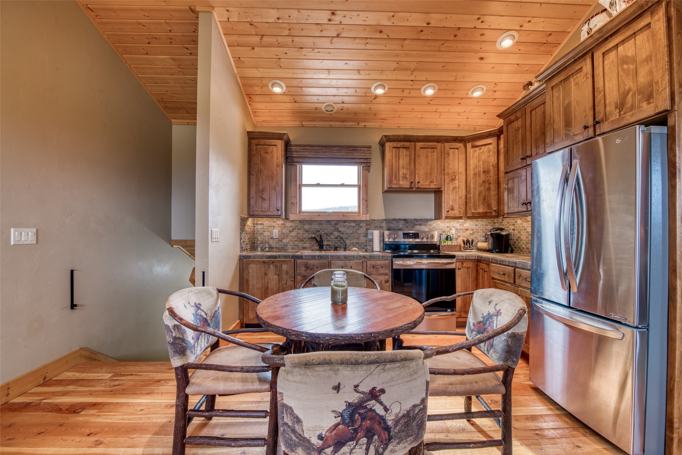 Darby, Montana 59829, United States, 3 Bedrooms Bedrooms, ,4 BathroomsBathrooms,Residential,Active,37707