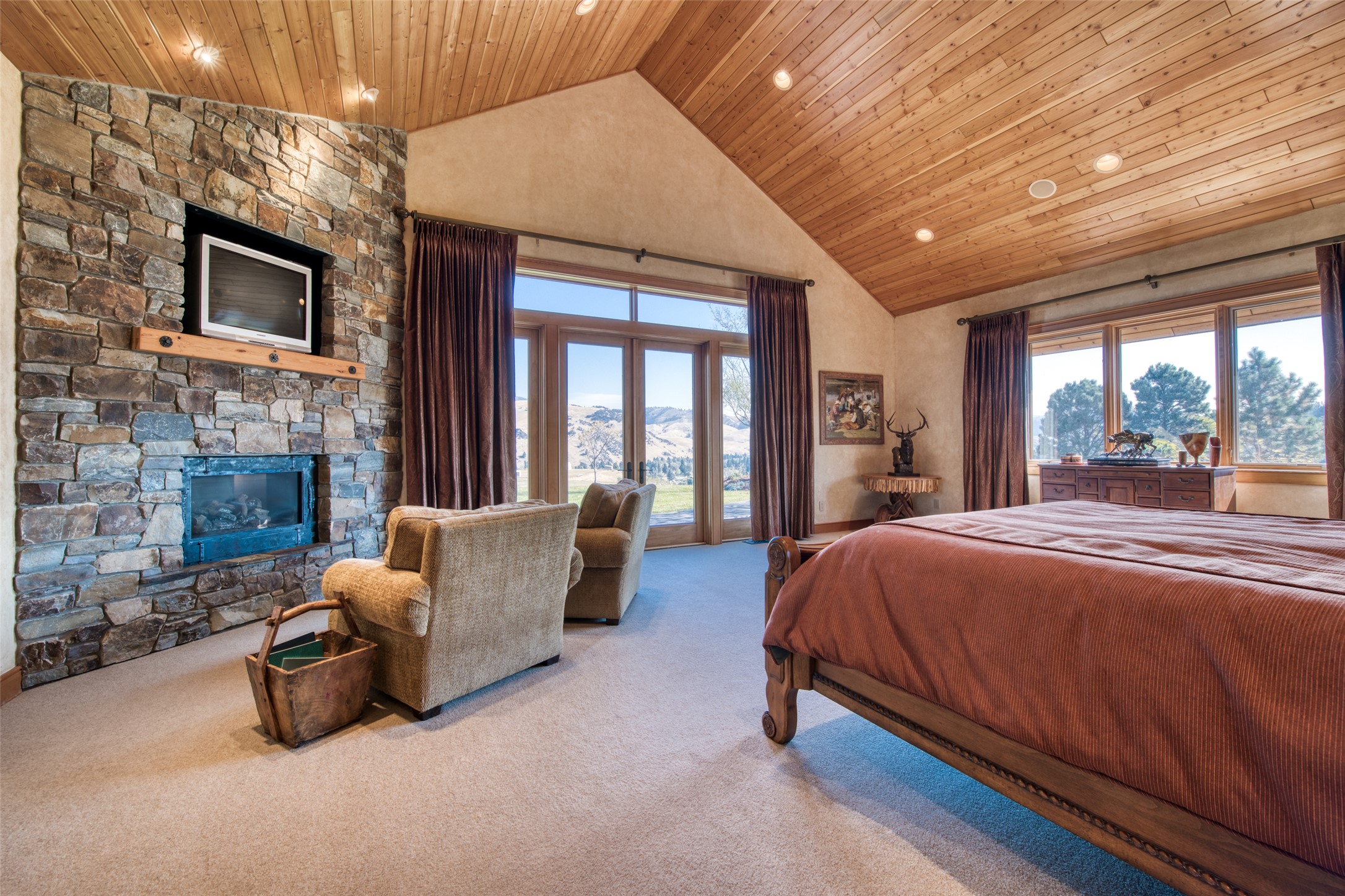 Darby, Montana 59829, United States, 3 Bedrooms Bedrooms, ,4 BathroomsBathrooms,Residential,Active,37707