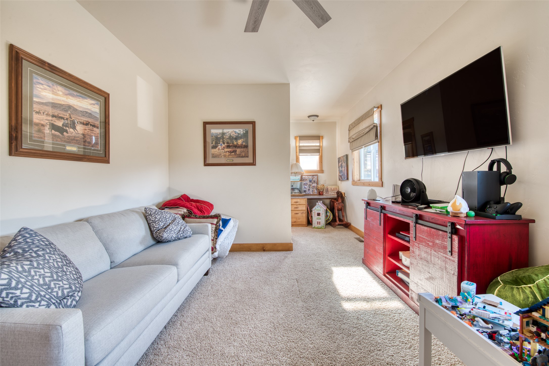 Darby, Montana 59829, United States, 3 Bedrooms Bedrooms, ,4 BathroomsBathrooms,Residential,Active,37707