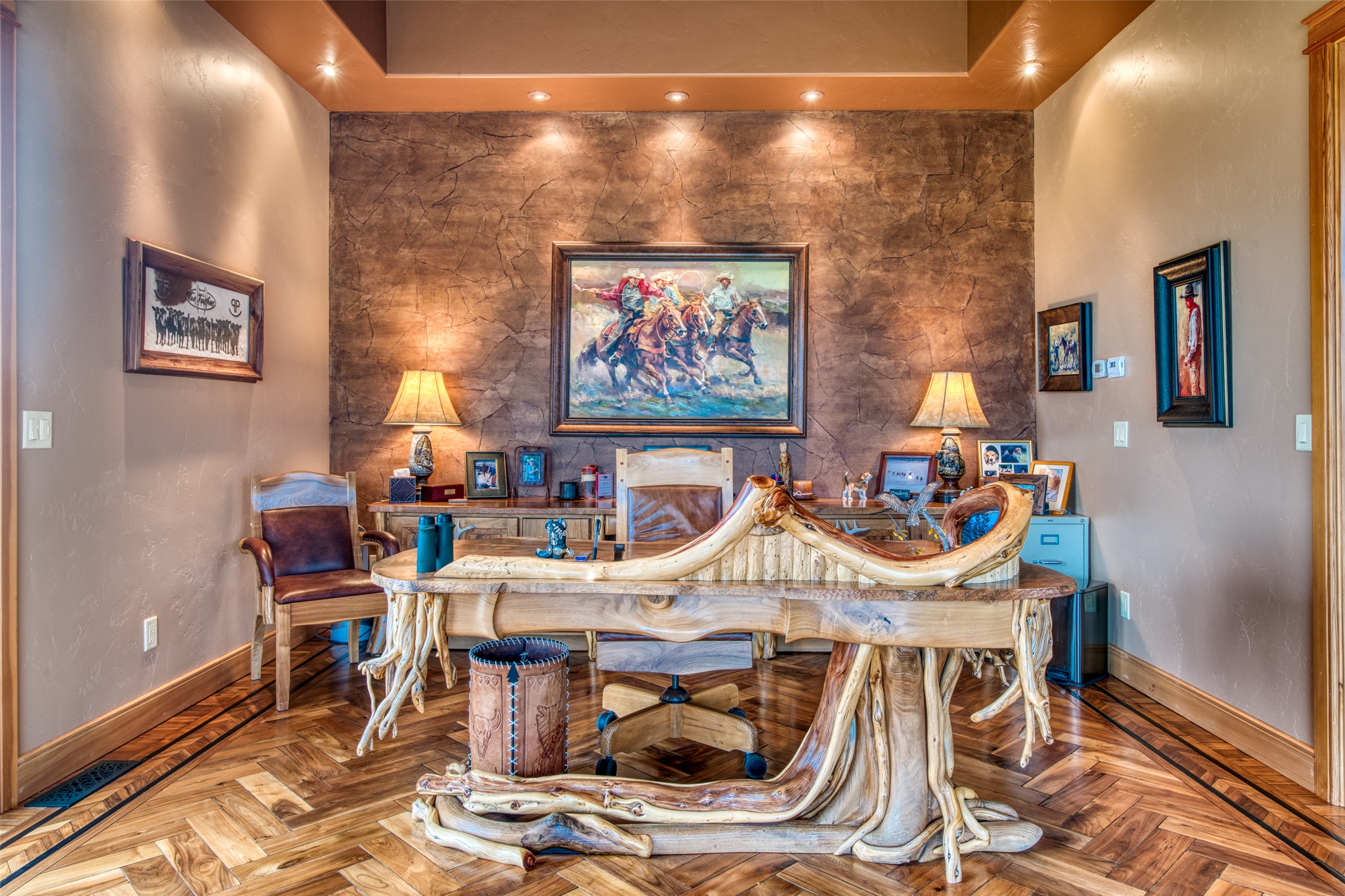 Darby, Montana 59829, United States, 3 Bedrooms Bedrooms, ,4 BathroomsBathrooms,Residential,Active,37707