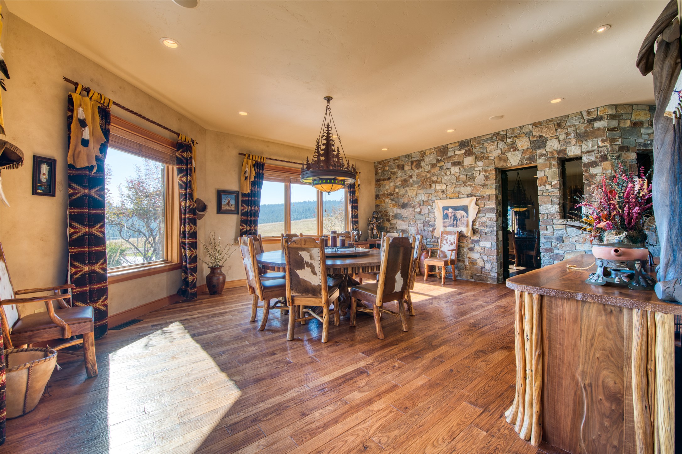 Darby, Montana 59829, United States, 3 Bedrooms Bedrooms, ,4 BathroomsBathrooms,Residential,Active,37707