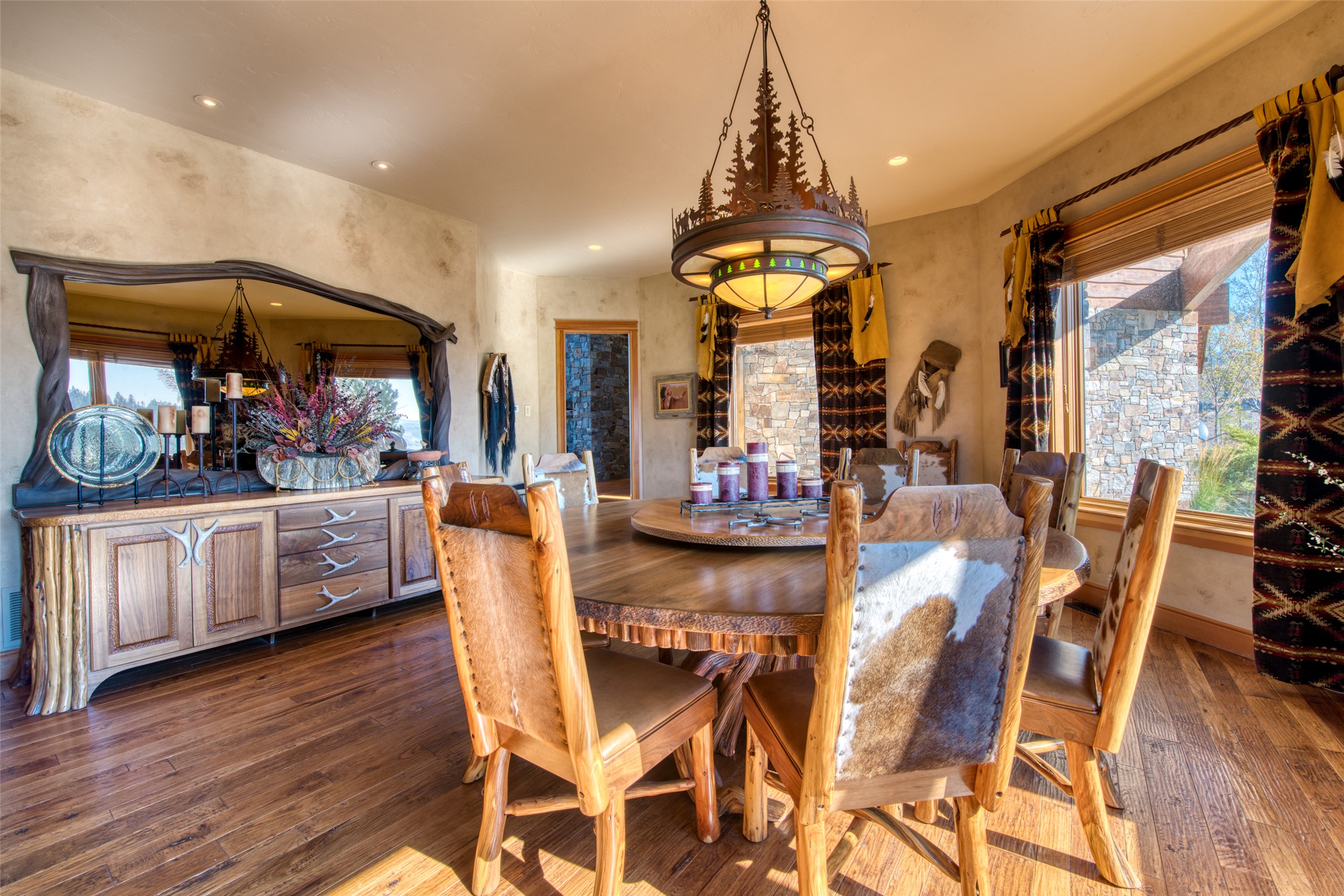 Darby, Montana 59829, United States, 3 Bedrooms Bedrooms, ,4 BathroomsBathrooms,Residential,Active,37707