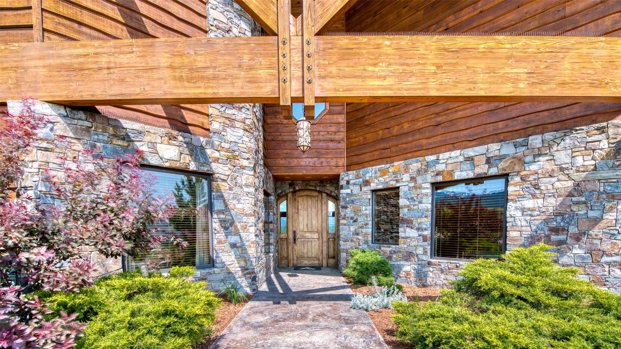 Darby, Montana 59829, United States, 3 Bedrooms Bedrooms, ,4 BathroomsBathrooms,Residential,Active,37707