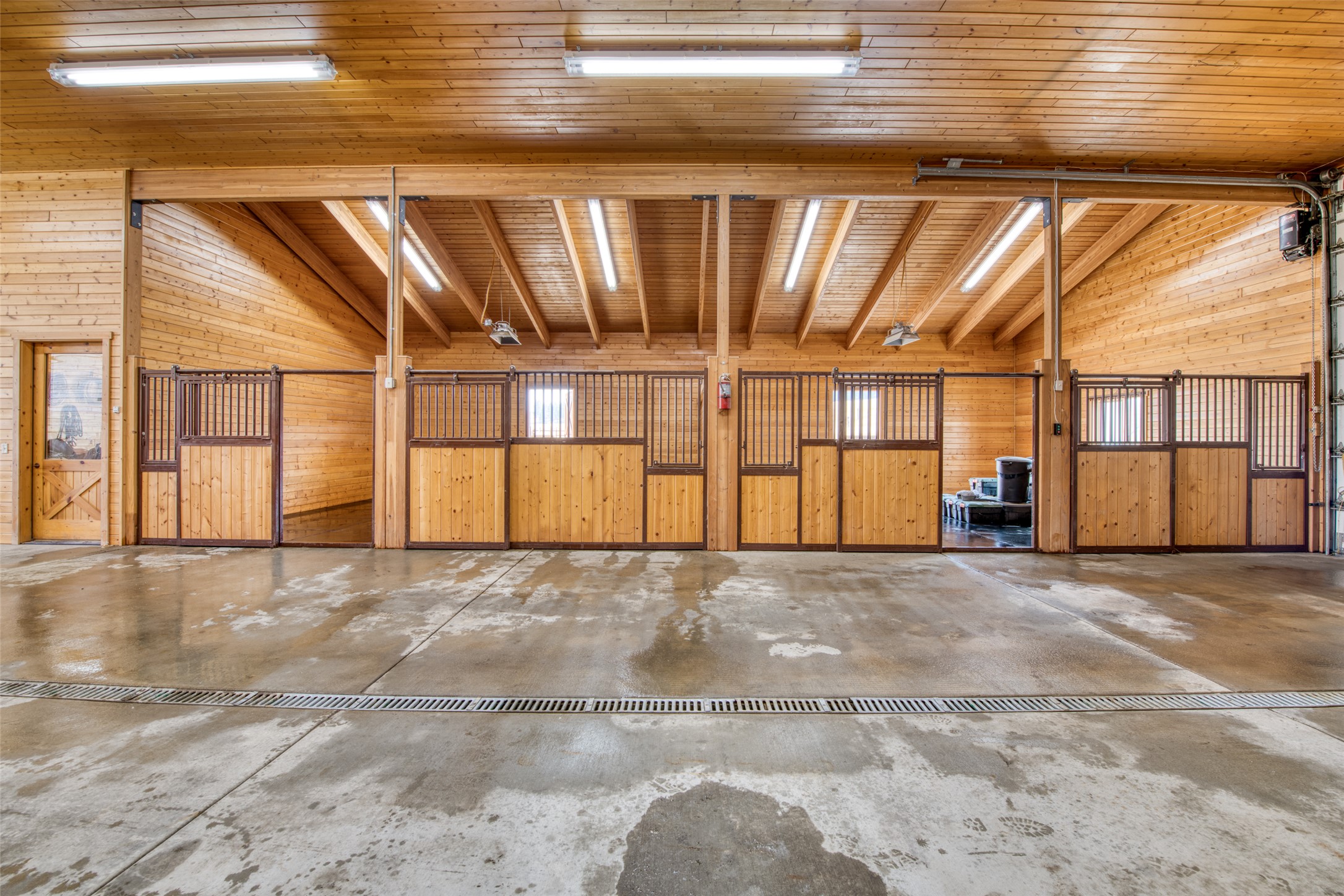 Darby, Montana 59829, United States, 3 Bedrooms Bedrooms, ,4 BathroomsBathrooms,Residential,Active,37707