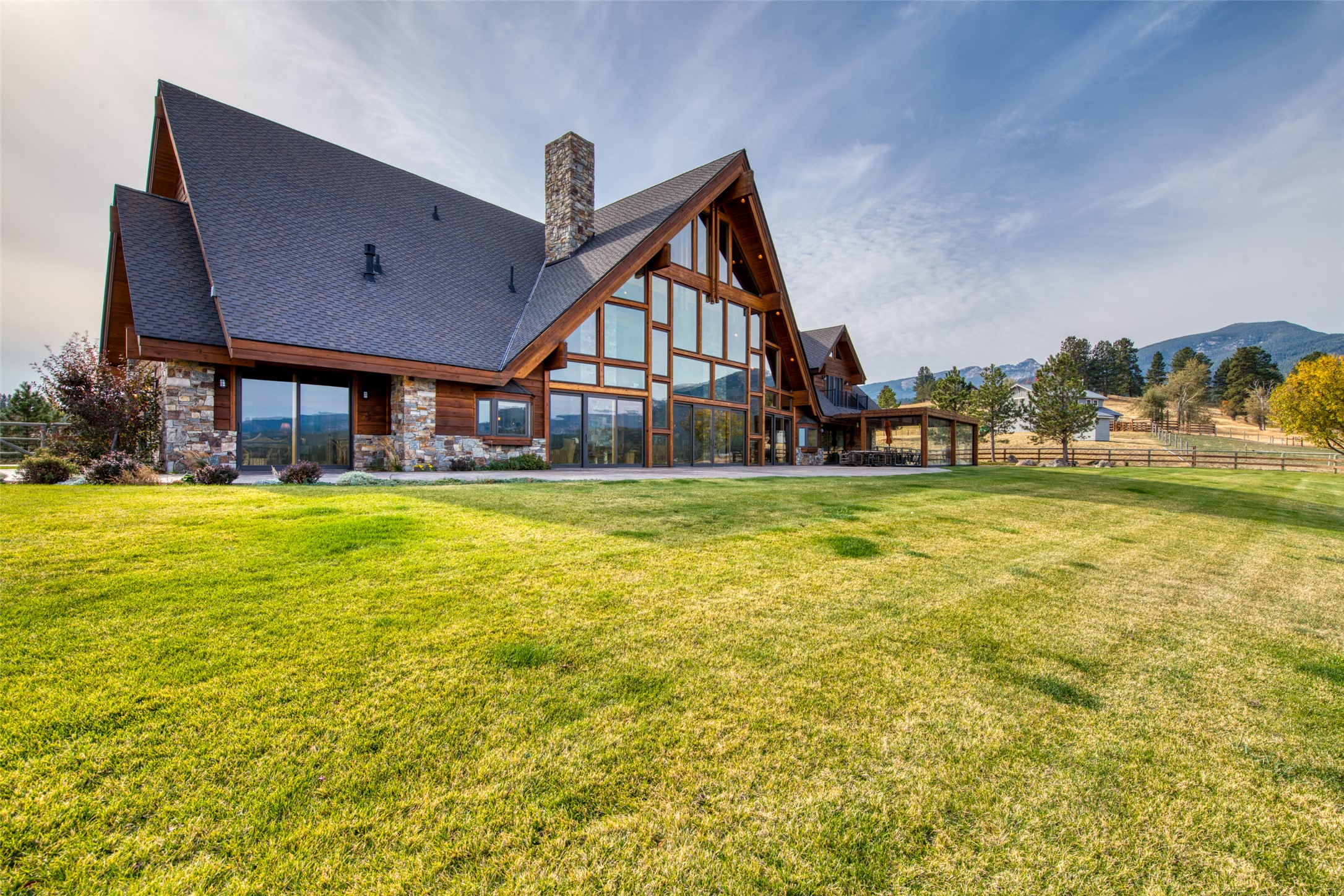 Darby, Montana 59829, United States, 3 Bedrooms Bedrooms, ,4 BathroomsBathrooms,Residential,Active,37707