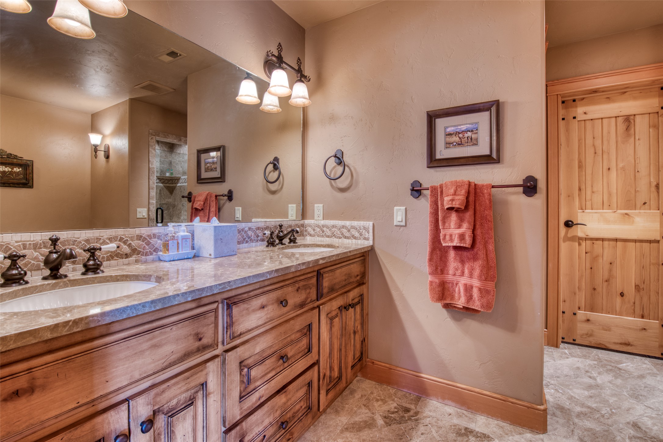 Darby, Montana 59829, United States, 3 Bedrooms Bedrooms, ,4 BathroomsBathrooms,Residential,Active,37707