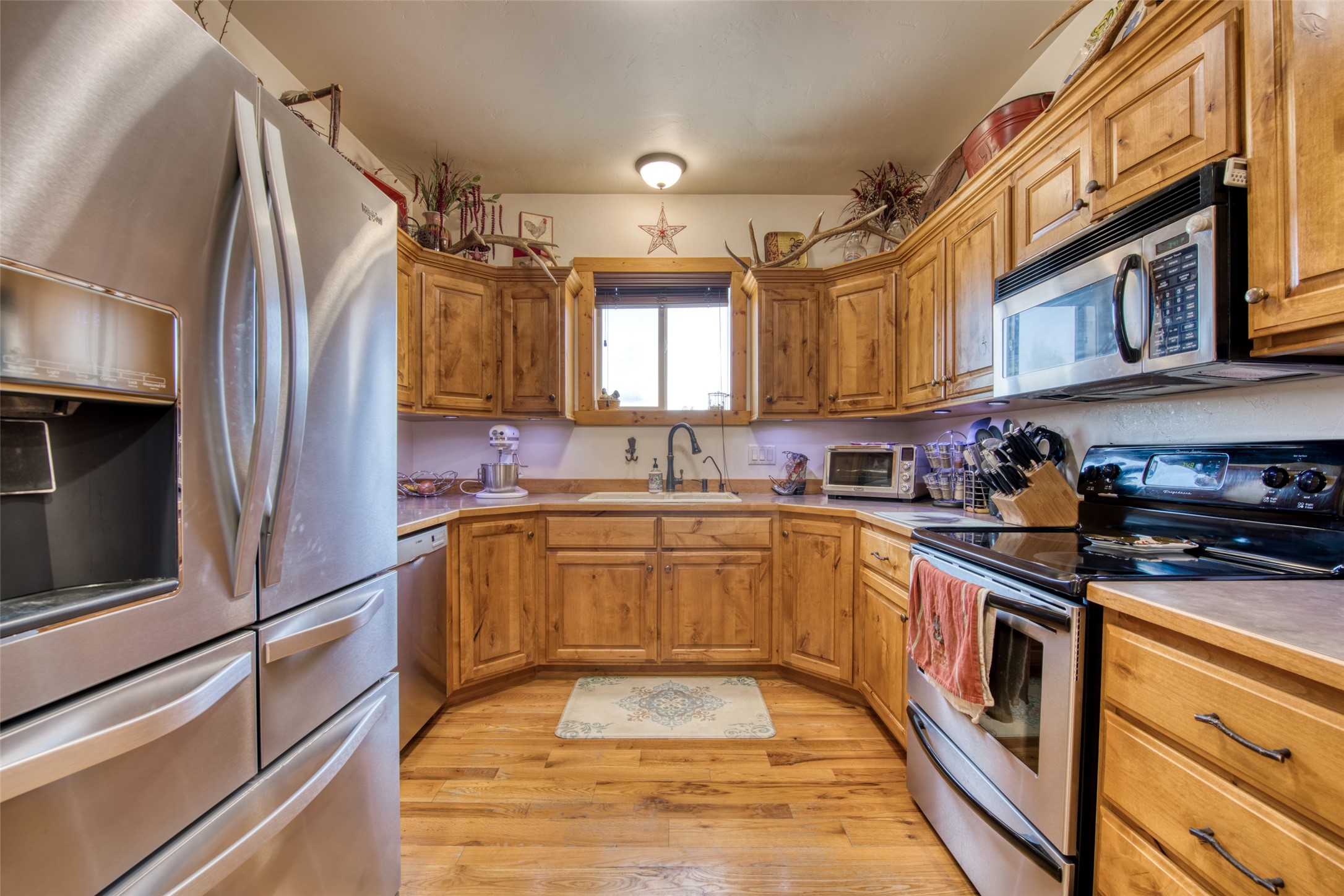 Darby, Montana 59829, United States, 3 Bedrooms Bedrooms, ,4 BathroomsBathrooms,Residential,Active,37707