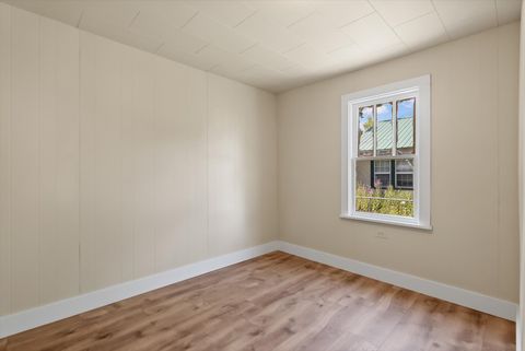 Tiny photo for 746 7th Avenue E, Kalispell, MT 59901 (MLS # 30073439)