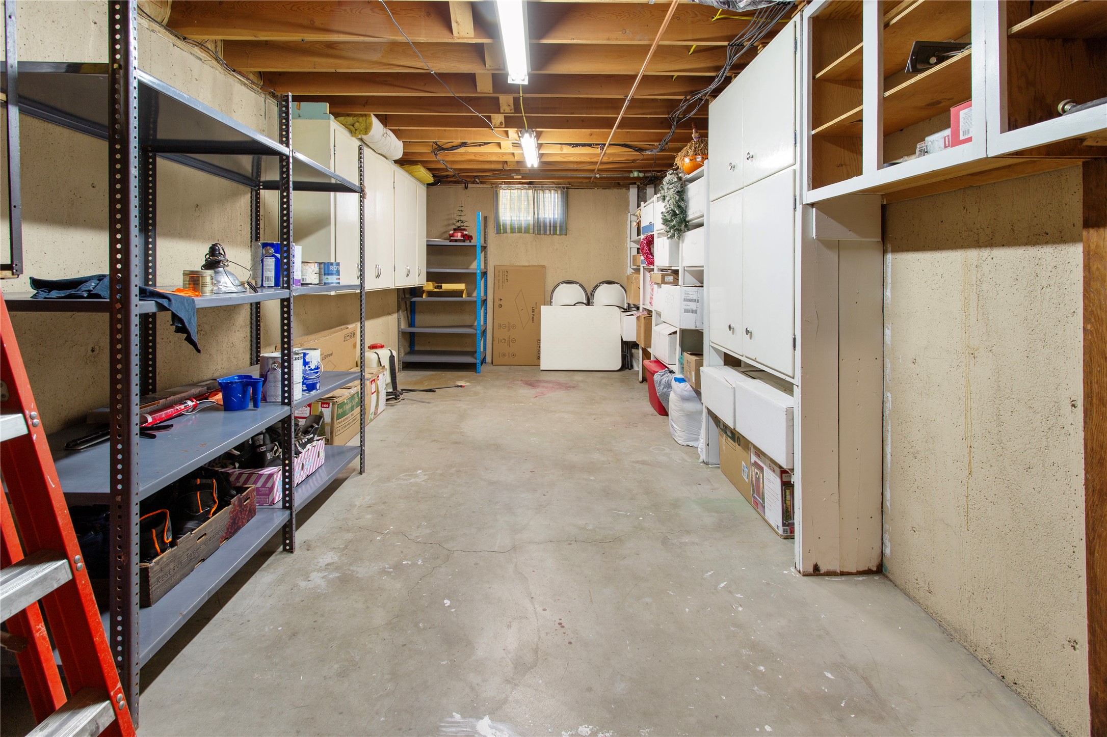 Butte, Montana 59701, United States, 4 Bedrooms Bedrooms, ,3 BathroomsBathrooms,Residential,Pending,51771