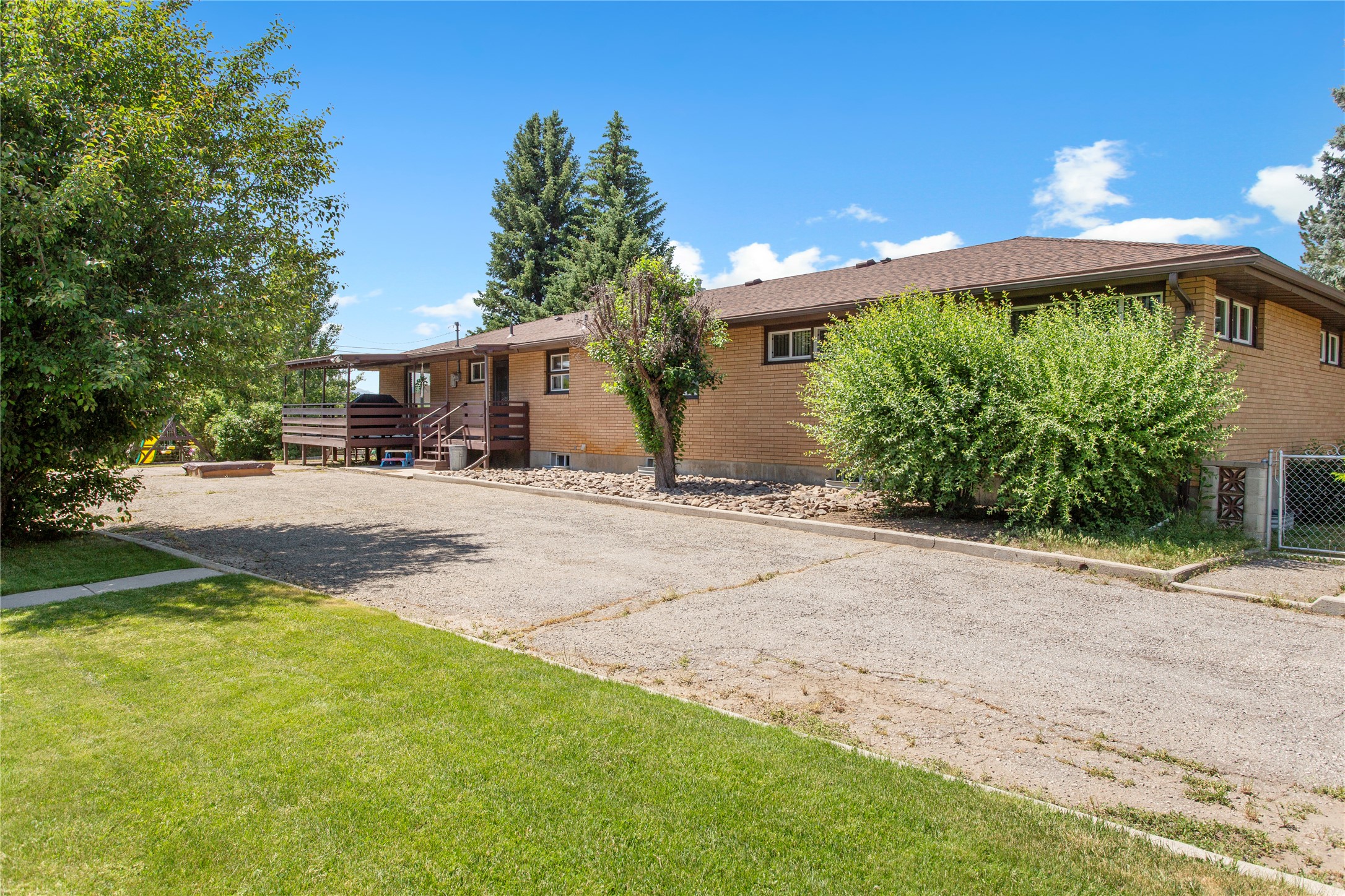 Butte, Montana 59701, United States, 4 Bedrooms Bedrooms, ,3 BathroomsBathrooms,Residential,Pending,51771