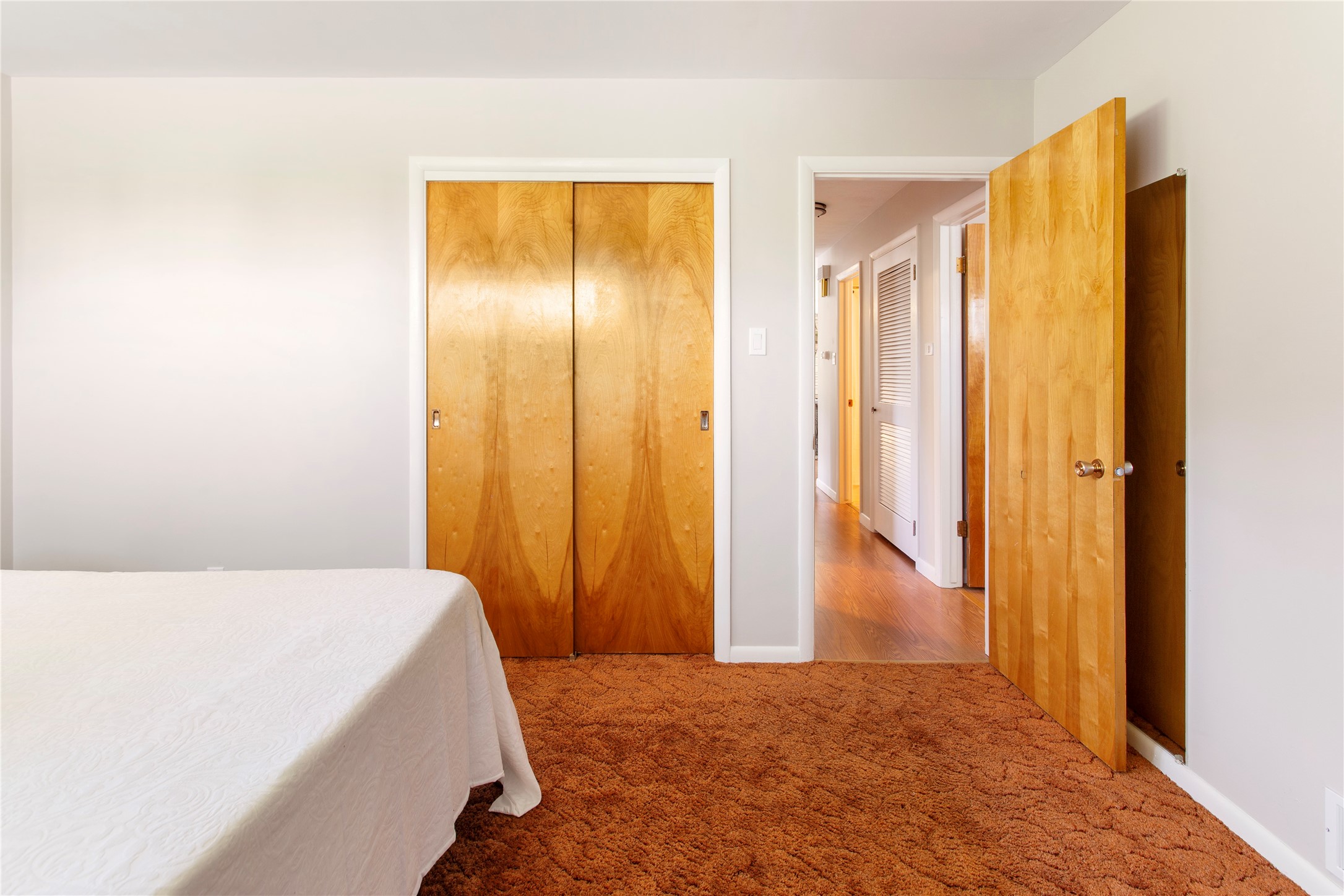 Butte, Montana 59701, United States, 4 Bedrooms Bedrooms, ,3 BathroomsBathrooms,Residential,Pending,51771