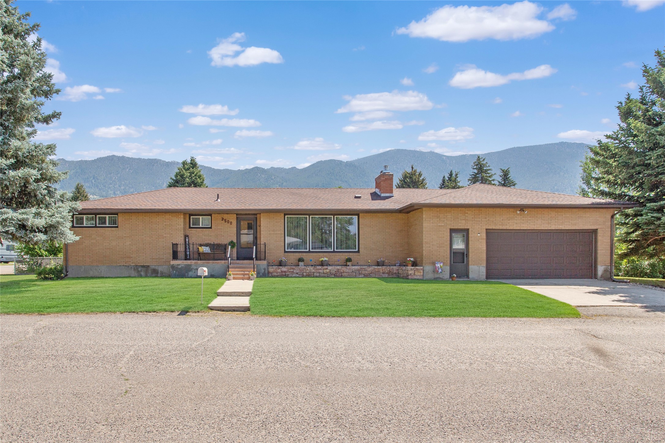 Butte, Montana 59701, United States, 4 Bedrooms Bedrooms, ,3 BathroomsBathrooms,Residential,Pending,51771