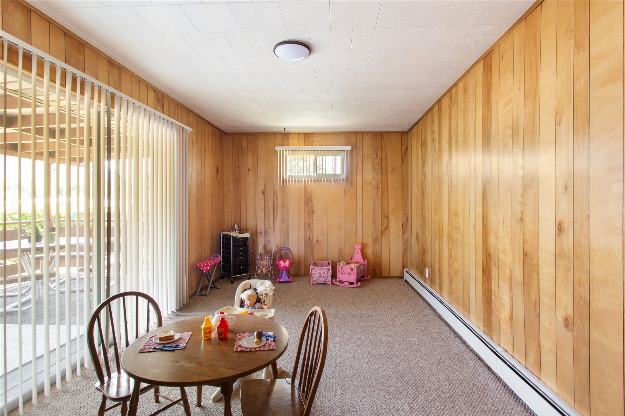 Butte, Montana 59701, United States, 4 Bedrooms Bedrooms, ,3 BathroomsBathrooms,Residential,Pending,51771