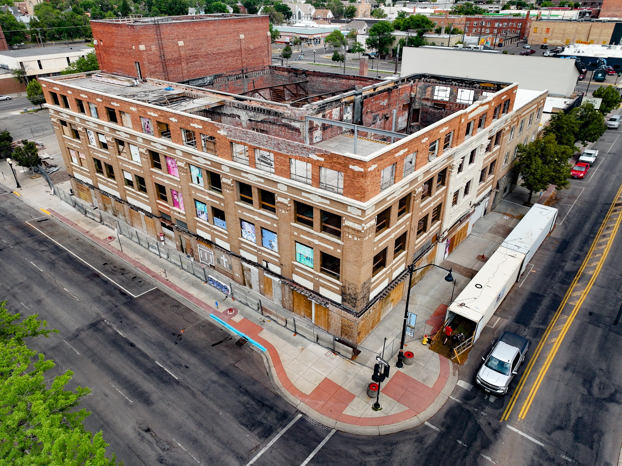 3 6th Street N