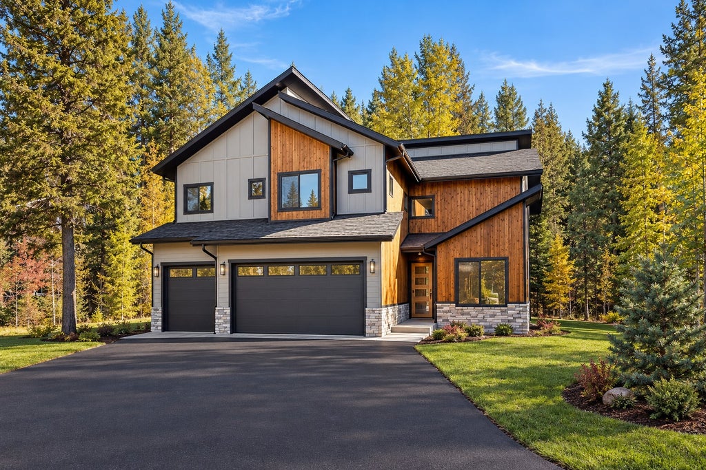 Photo of 248 Oakmont Loop, Columbia Falls, MT 59912 (MLS # 30079934)